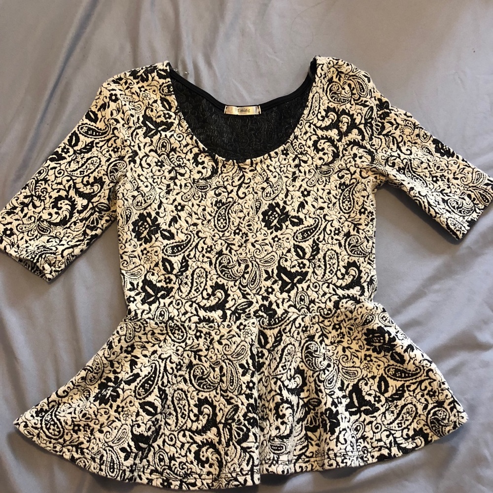 Printed white and black shirt